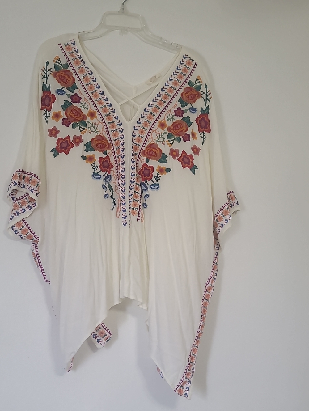 Boho Embroidered V-Neck Tunic Top - Cream with Floral Embroidery